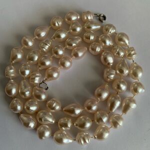 Vintage Pale Pink Baroque Faux Pearl Necklace